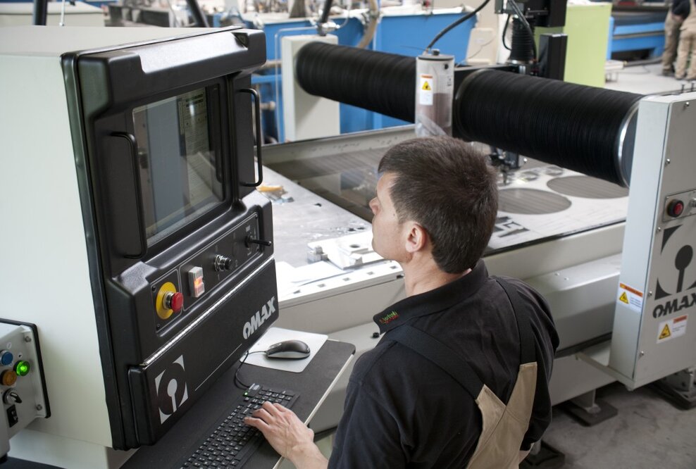 Bartsch GmbH: Seit 15 Jahren pure Präzision mit Wasserstrahlschneiden für nahezu alle Materialien