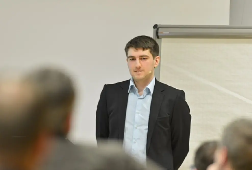 Kamran Butt neuer Director Operations bei esc interactive Hamburg