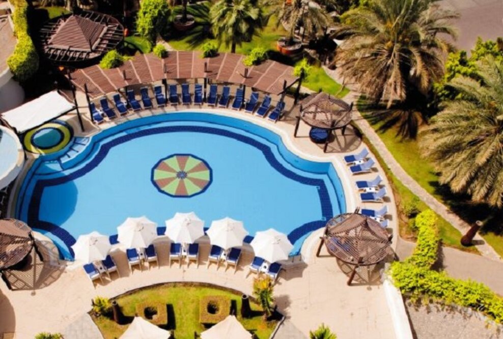 Radisson Blu macht die Sommer-Reise-Welt „Blu“