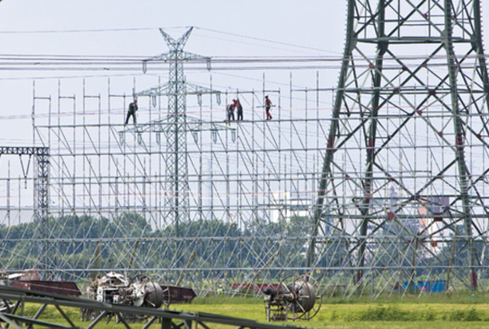 Rösler: Neuregelungen verbessern Investitionsbedingungen für Netzausbau