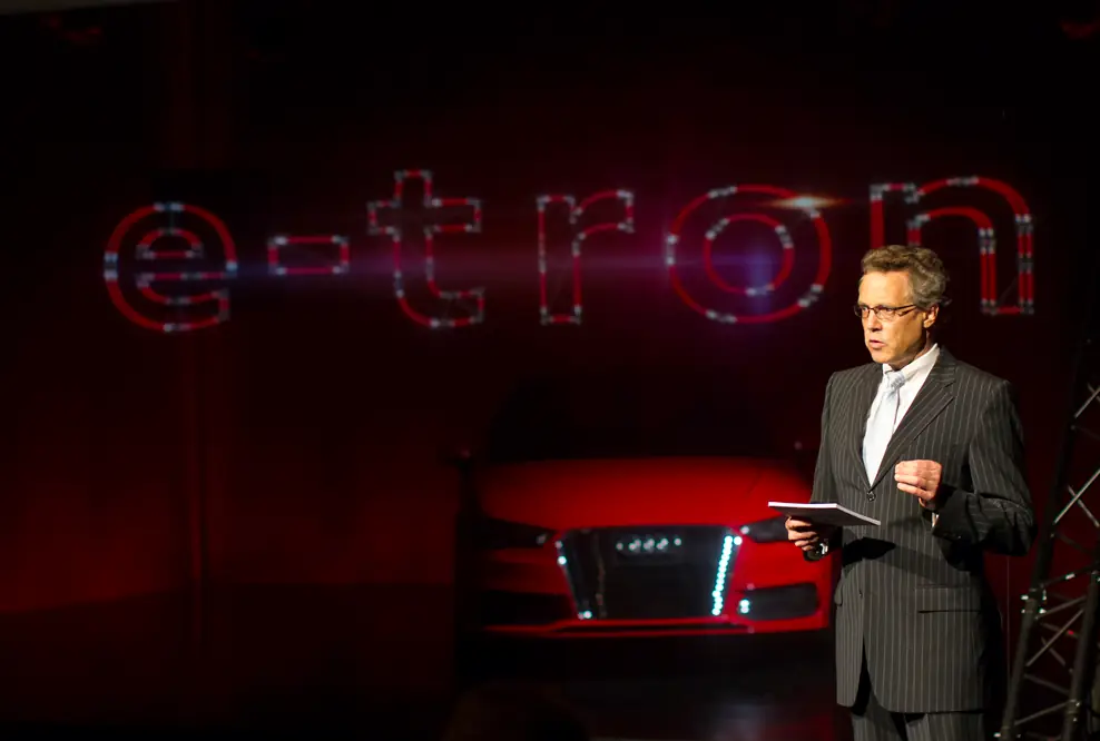 High-End-Medientechnik beim Audi future lab