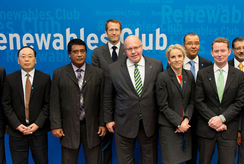 Vertreter aus zehn Vorreiterländern gründen "Club der Energiewende-Staaten"