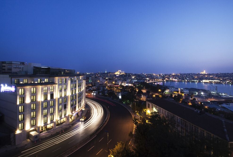 Carlson Rezidor eröffnet Radisson Blu Hotel Istanbul Pera