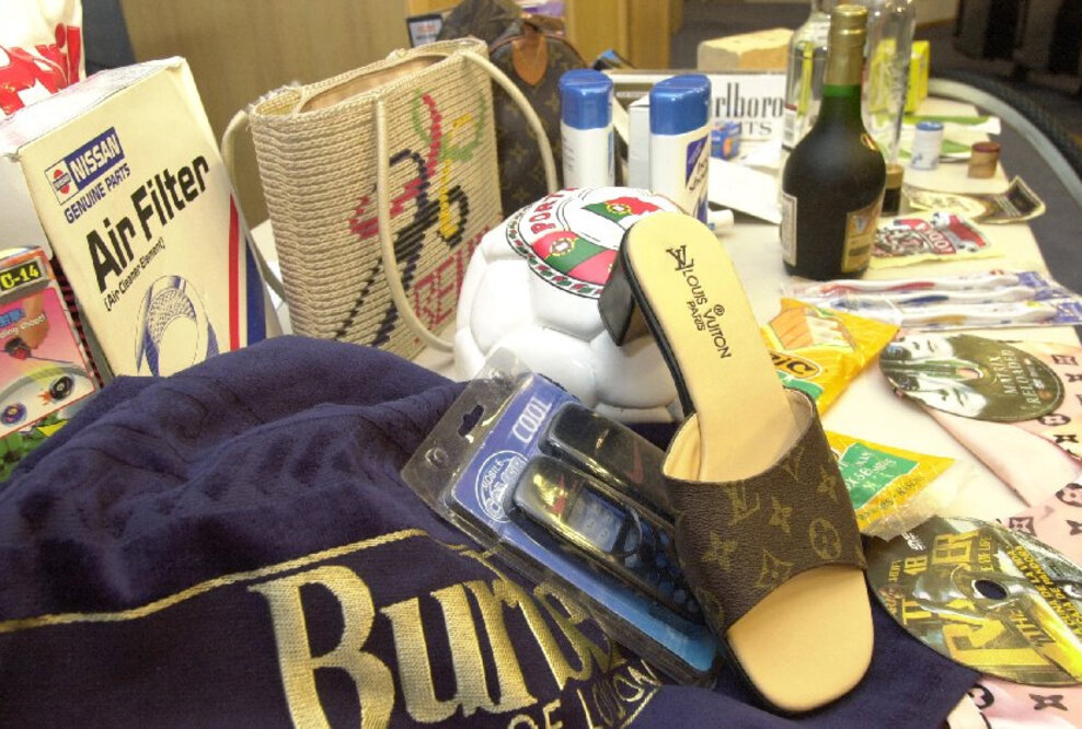 Zoll beschlagnahmt Produktfälschungen im Wert von einer Milliarde Euro