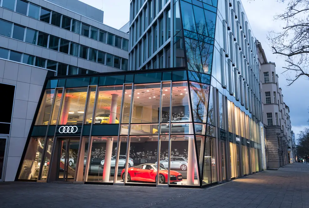 Erster virtueller Schauraum Deutschlands: Audi City Berlin geht an den Start