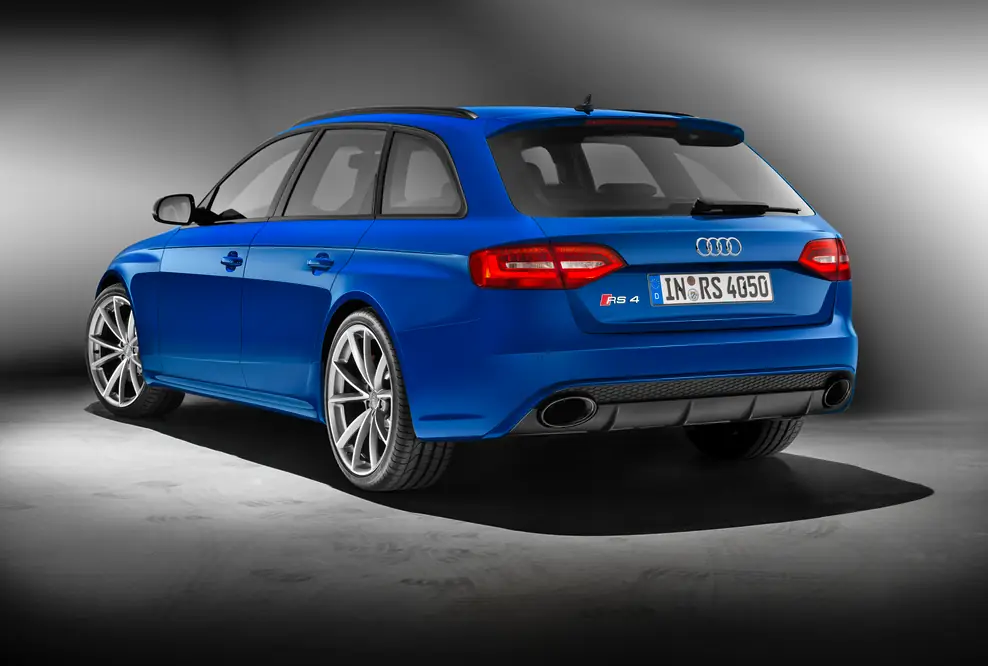 Hommage an einen modernen Klassiker – der Audi RS 4 Avant Nogaro selection