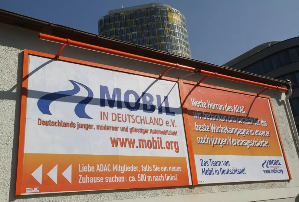 Kleine Plakataktion in München: Wir sind Deutschlands junger, moderner und günstiger Automobilclub