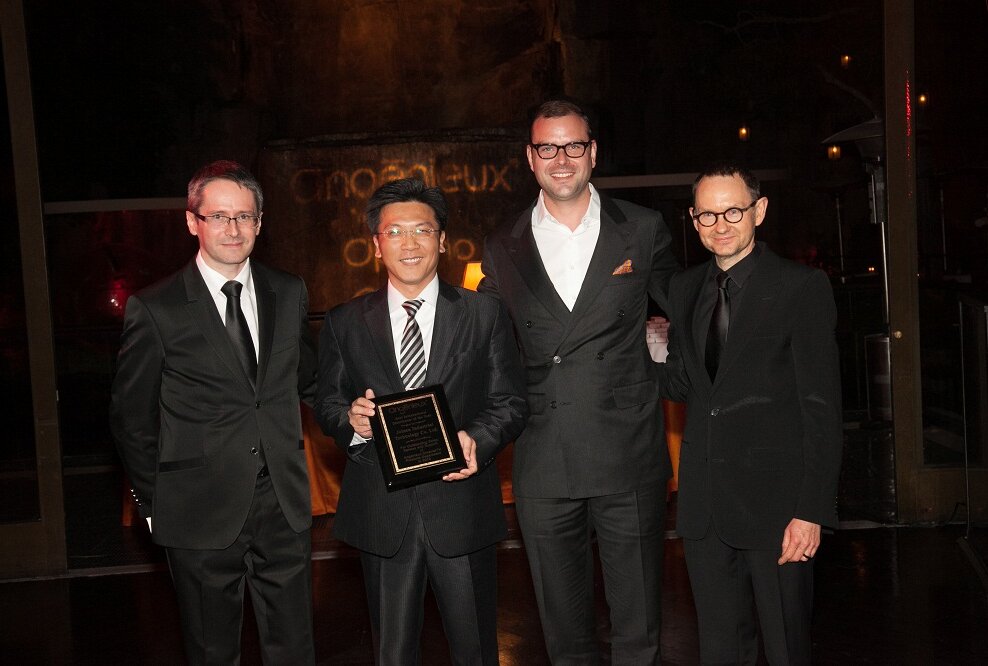 Jebsen Industrial vom Objektivhersteller Angenieux als „Bester Vertriebspartner 2013“ ausgezeichnet