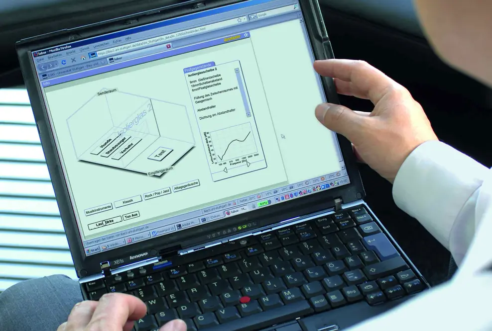 Wissenstransfer aus der Forschung in die Industrie: Berufsbegleitende Online-Studiengänge Fraunhofer Academy