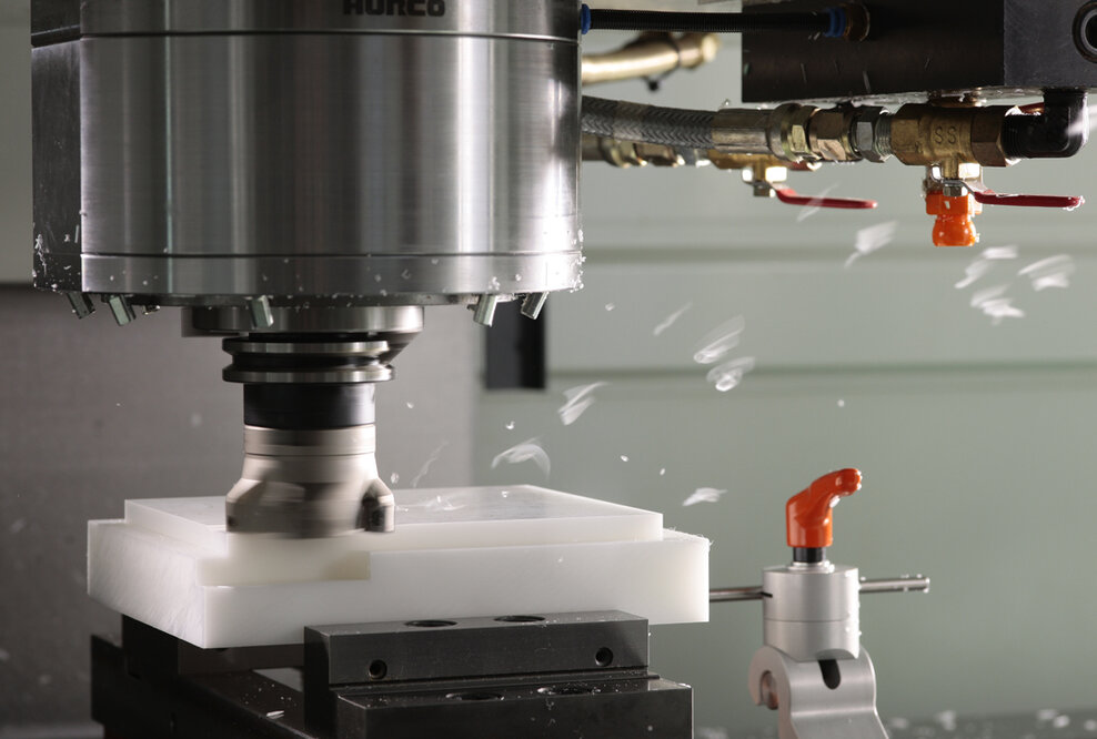 Formstabiler Kunststoff