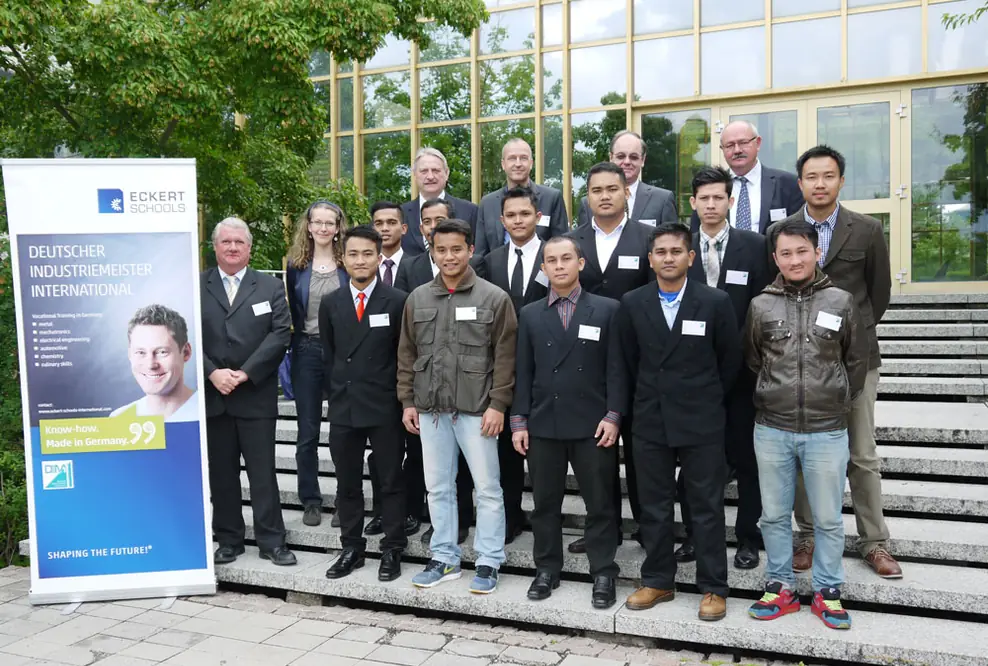 Meisterhaftes Bildungstool aus Regenstauf für die Welt