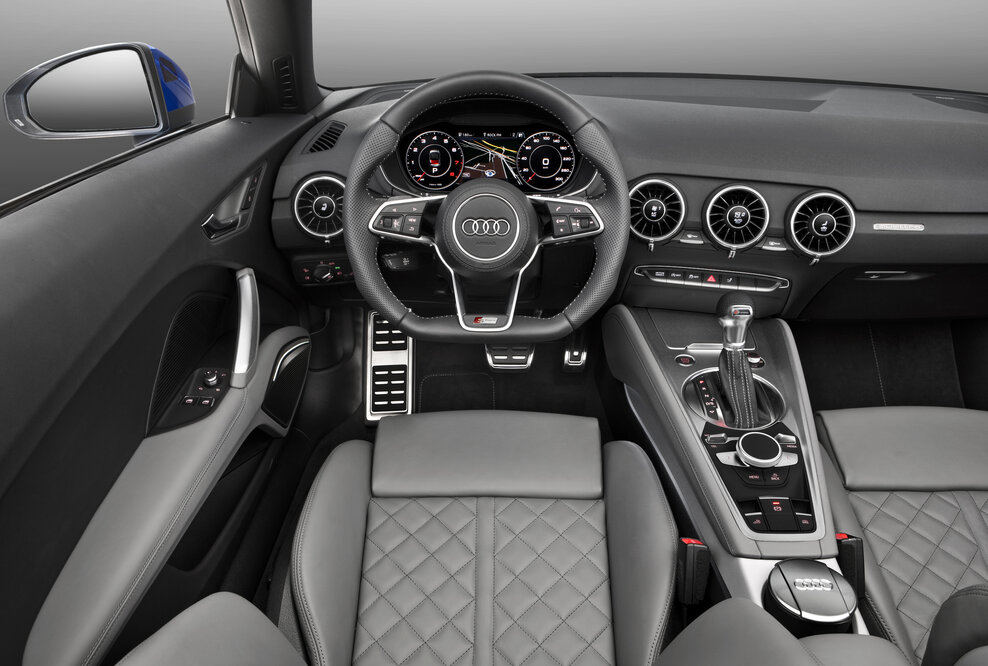 Offene Sportlichkeit: der neue Audi TT Roadster und der Audi TTS Roadster