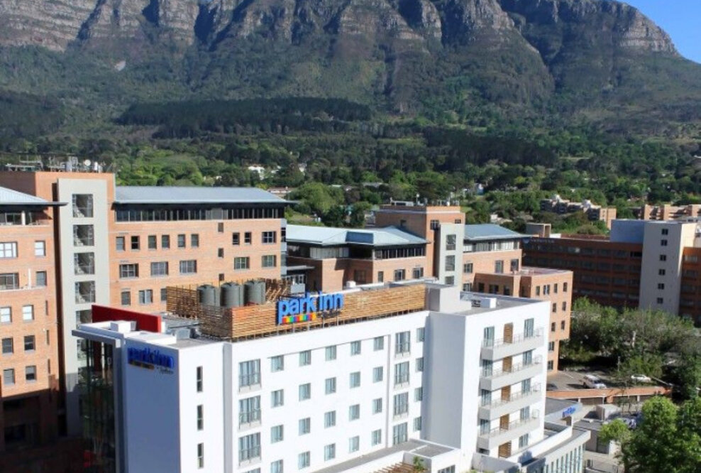 Carlson Rezidor eröffnet weiteres Flagship-Hotel in Südafrika: Park Inn by Radisson Cape Town Newlands