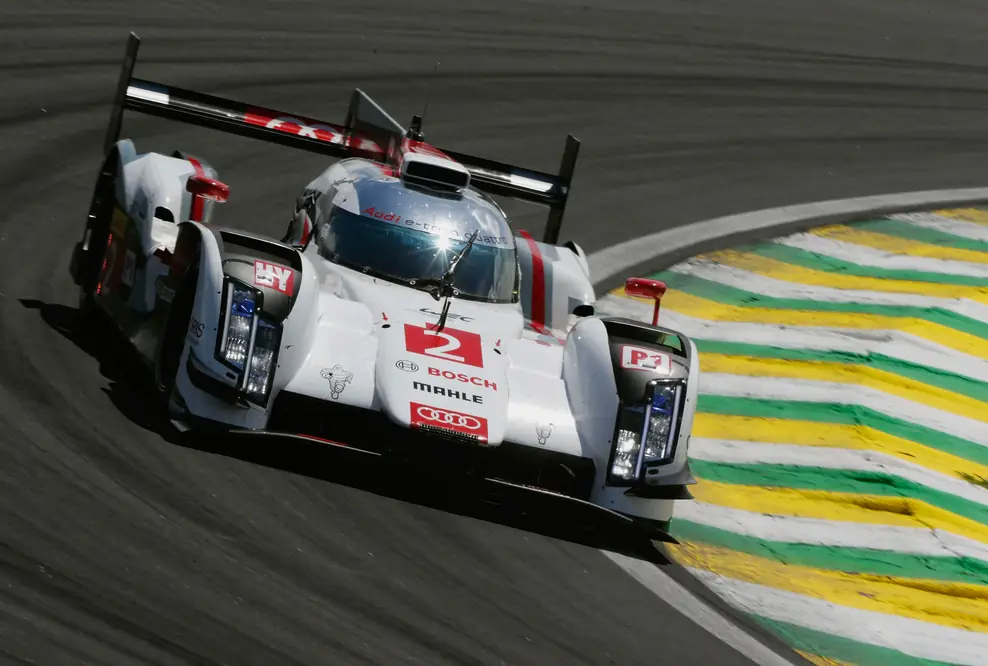 Startreihe zwei für Audi beim WEC-Finale