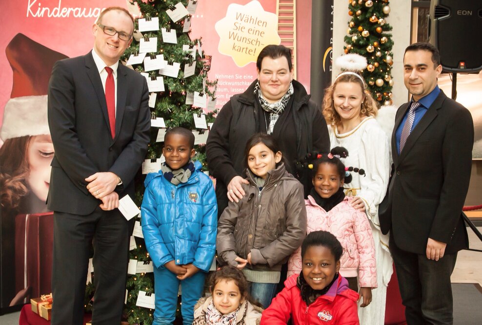 Wunschbaumaktion im FORUM Duisburg am 21. November 2014 gestartet