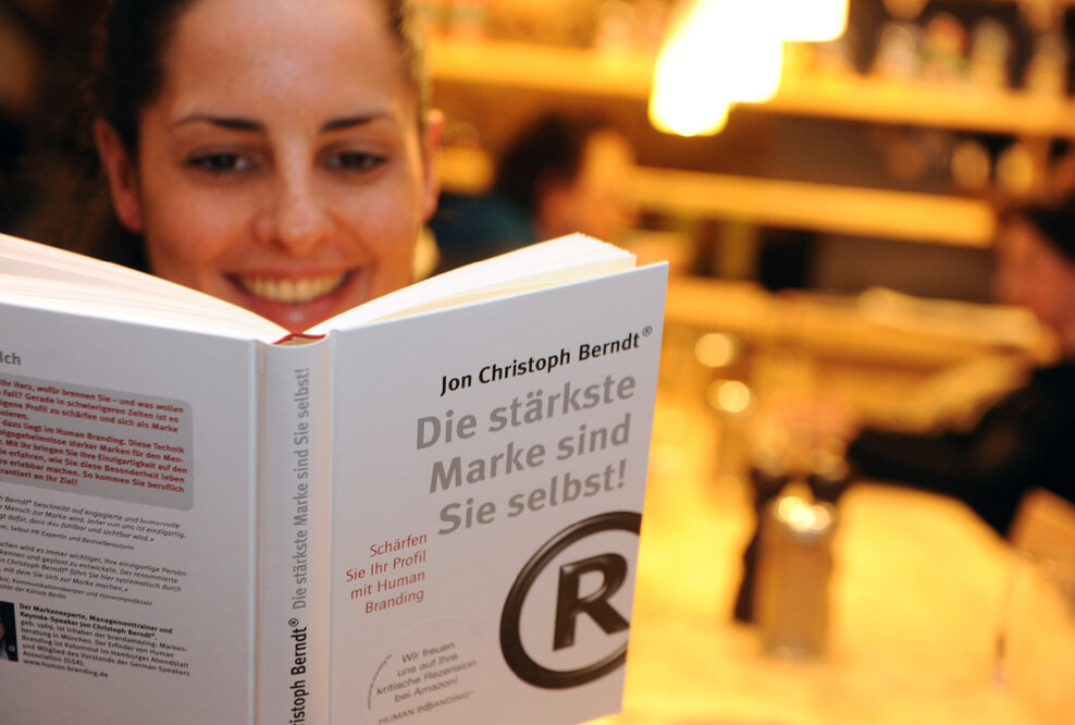 Longseller „Human Branding“ in 5. Auflage: aktualisiert, erweitert und mit Human Branding im Social Web