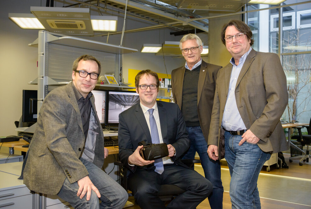 Erlanger Oberbürgermeister Janik besucht hl-studios