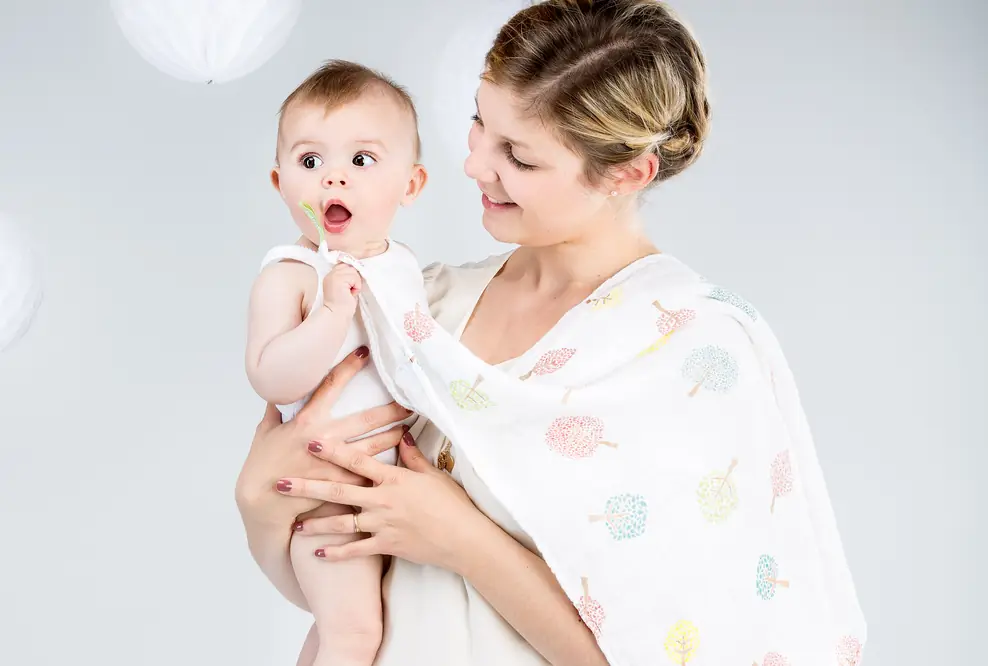 Von Müttern für Mütter Aktion: Blogger-Mamas designen Wickeltücher für die neue Babymoov-Kollketion