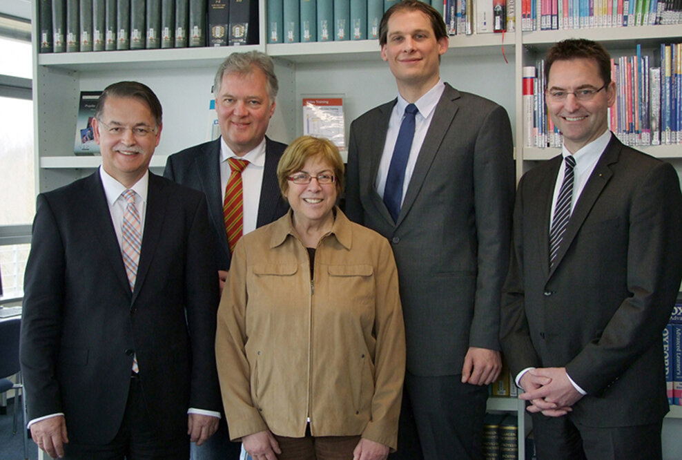 Erstmals Stipendien für das Kieler Wirtschaftsgymnasium