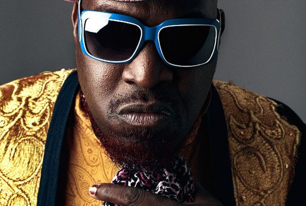 Lord Bishop Rocks Live