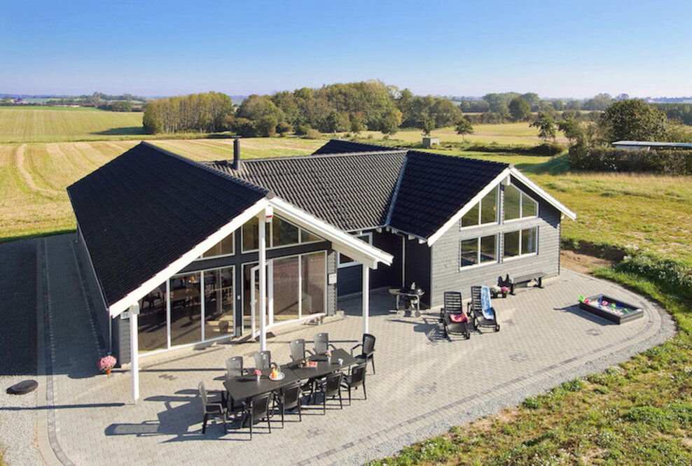  Man gönnt sich ja sonst nichts - Ostereiersuche im dänischen „Luksushus“