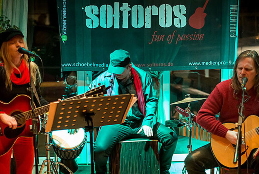 Nach dem Osterfeuer zur Live Musik