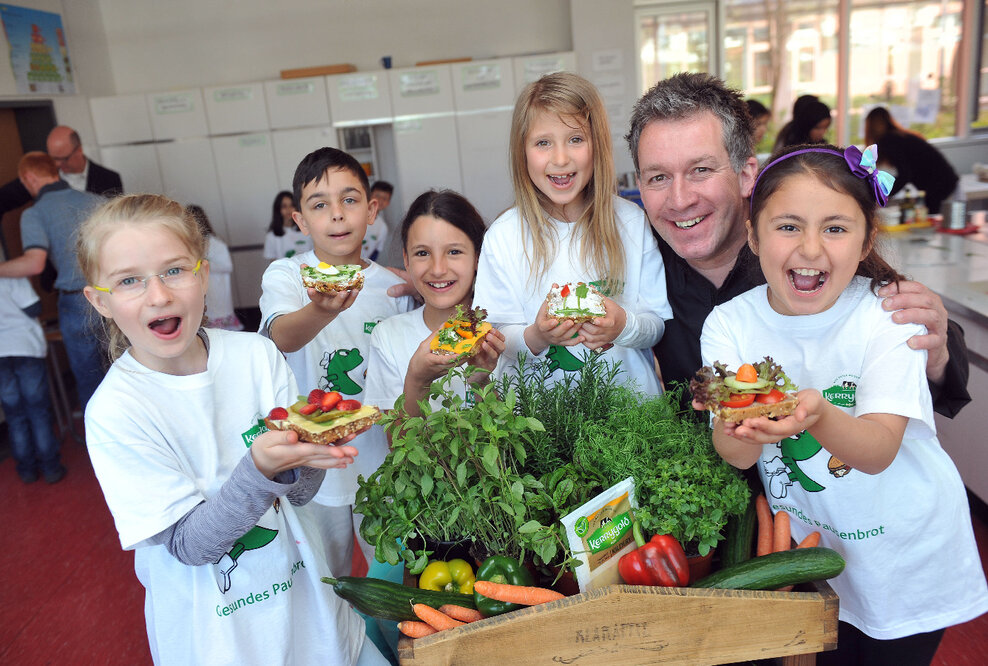 Gesunde Brote in Münchener Schule: Spitzenkoch Shane McMahon schmierte 300 Pause