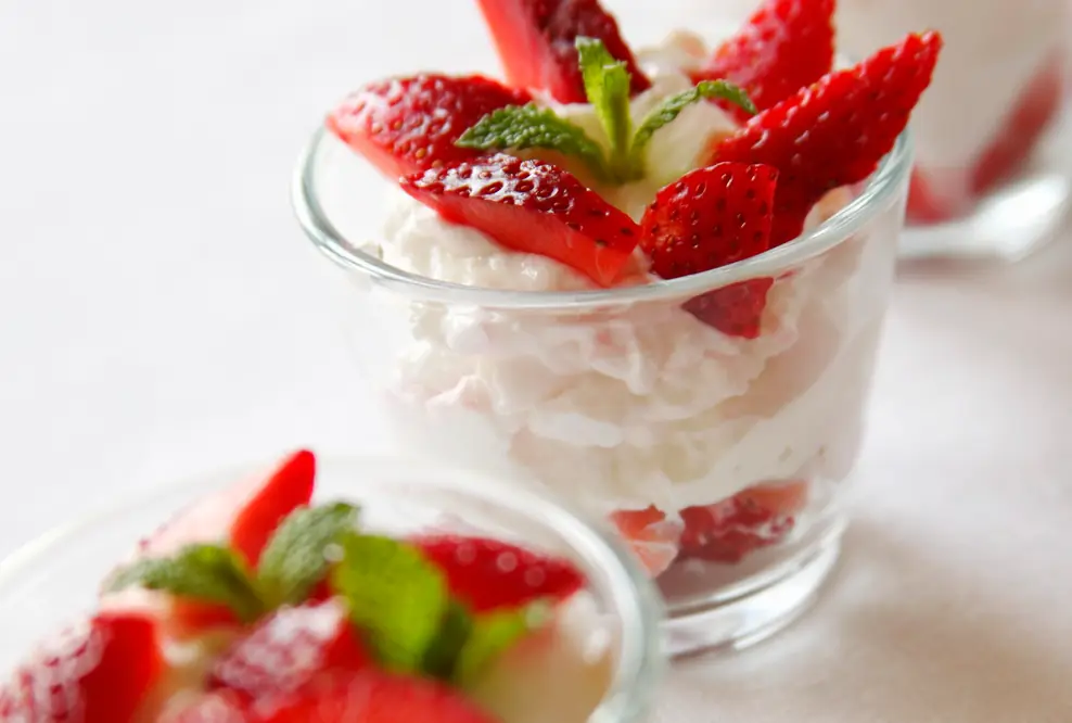 Einfach beerenstark: Lecker-leicht genießen mit Erd- und Heidelbeeren