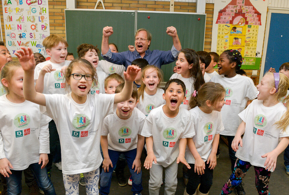 Start der nationalen Initiative „Die bewegte Schulpause“ von Prof. Dr. Dietrich Grönemeyer