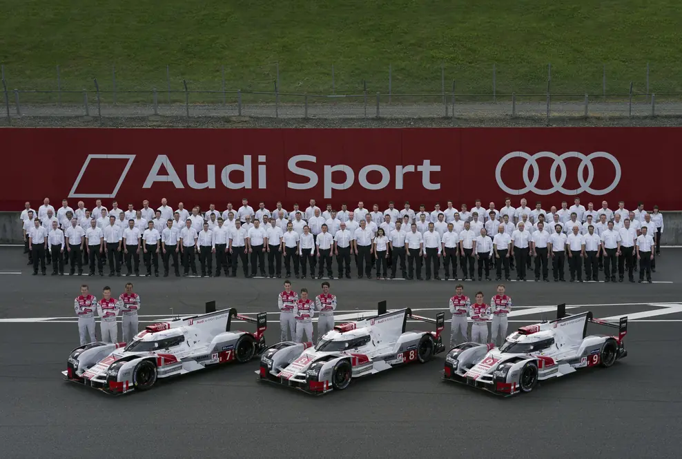 Innovative Technologien in der neuen Audi R8-Modellfamilie