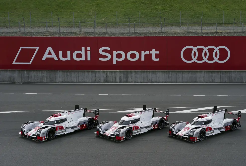 Innovative Technologien in der neuen Audi R8-Modellfamilie