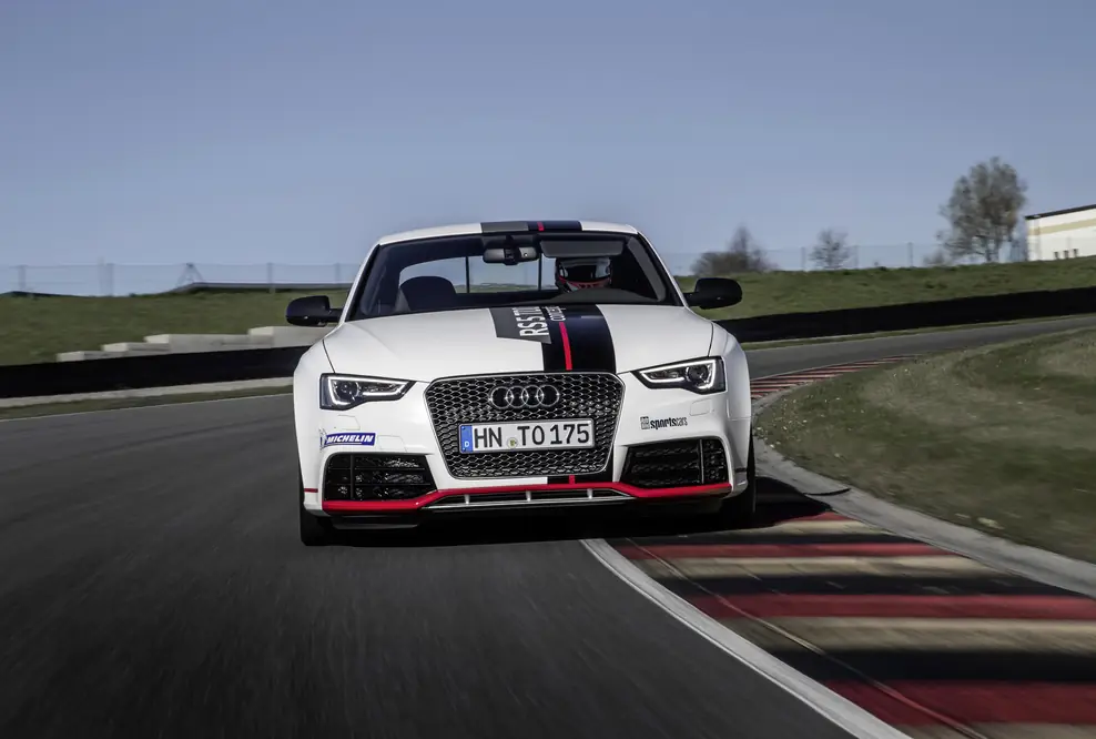 Rekord: Audi RS 5 TDI competition concept fährt Bestzeit auf dem Sachsenring