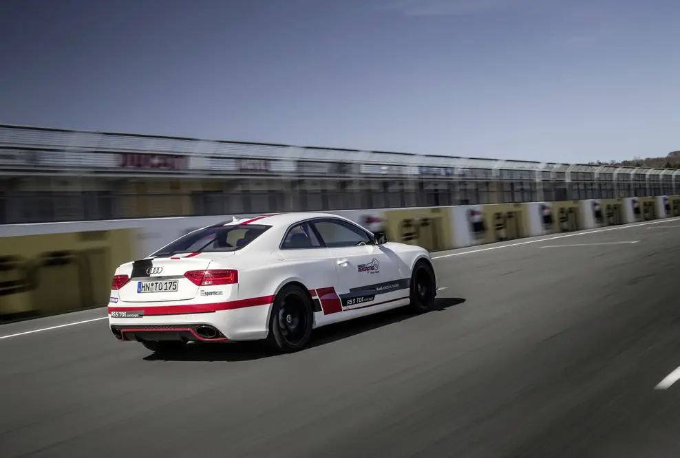 Rekord: Audi RS 5 TDI competition concept fährt Bestzeit auf dem Sachsenring