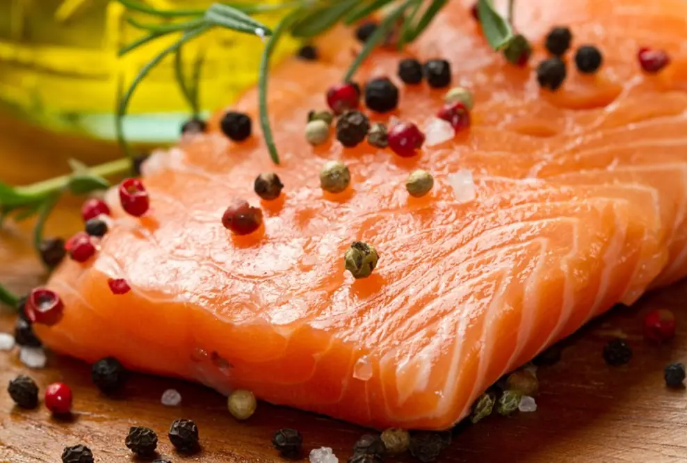 Tag des Cholesterins am 19. Juni: Hohe Blutfettwerte - Cholesterin natürlich senken