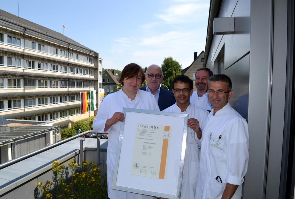 Kompetenz in der Gefäßchirurgie erneut belegt