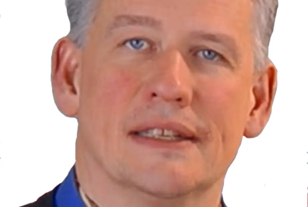 Ralf Schütt von der Verbraucherplattform WhoFinance und der Tageszeitung „Die Welt“ ausgezeichnet
