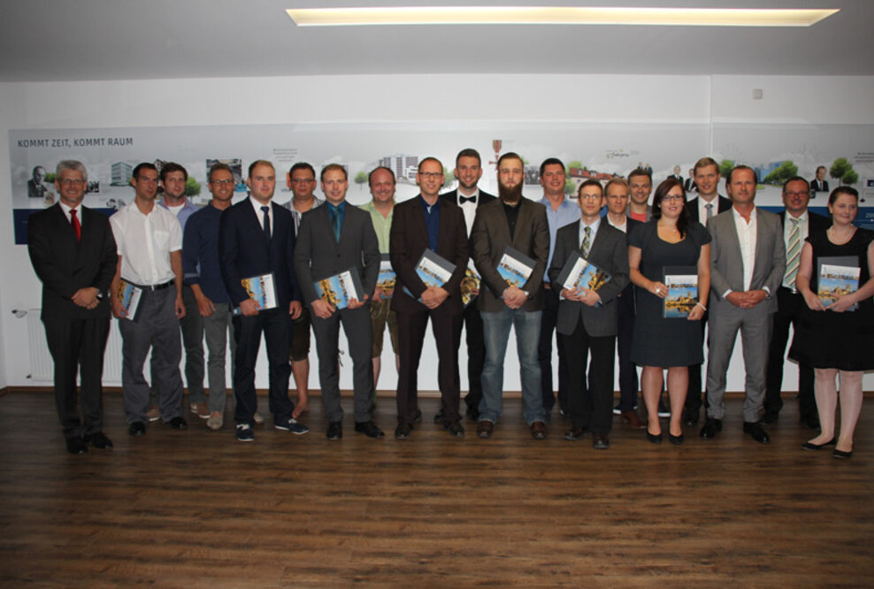 Berufserfolg ohne Akademisierungswahn: 445 Vorkämpfer gegen den Fachkräftemangel