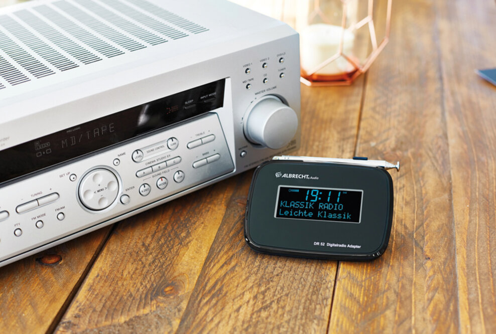 ALBRECHT DR 52: Digitalradio Adapter für die Stereoanlage