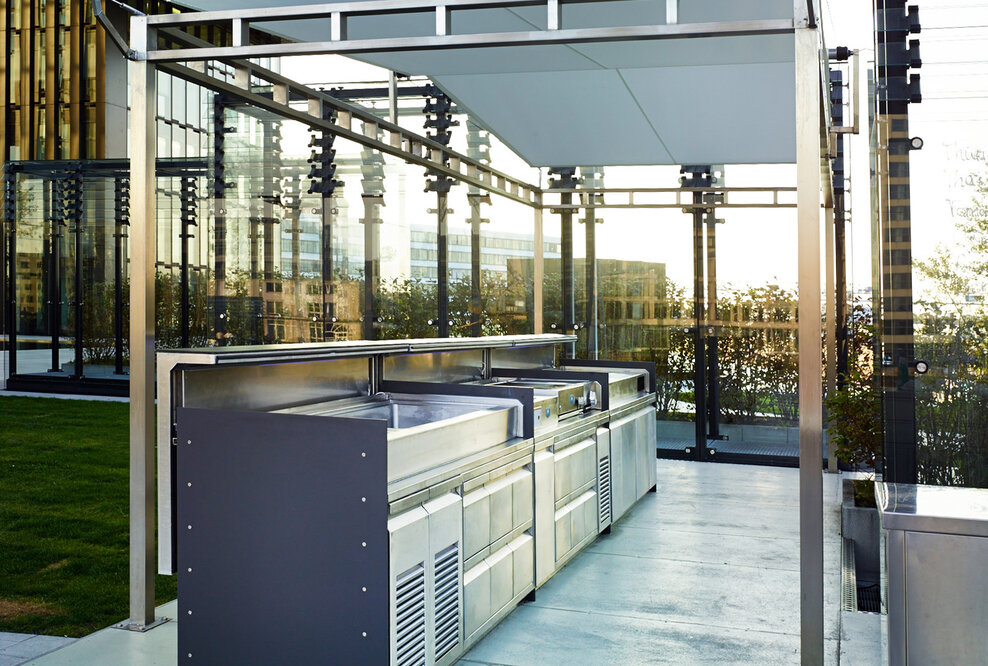 Mobile Kitchen – innovative System-Module für die luxuriöse Outdoor-Küche