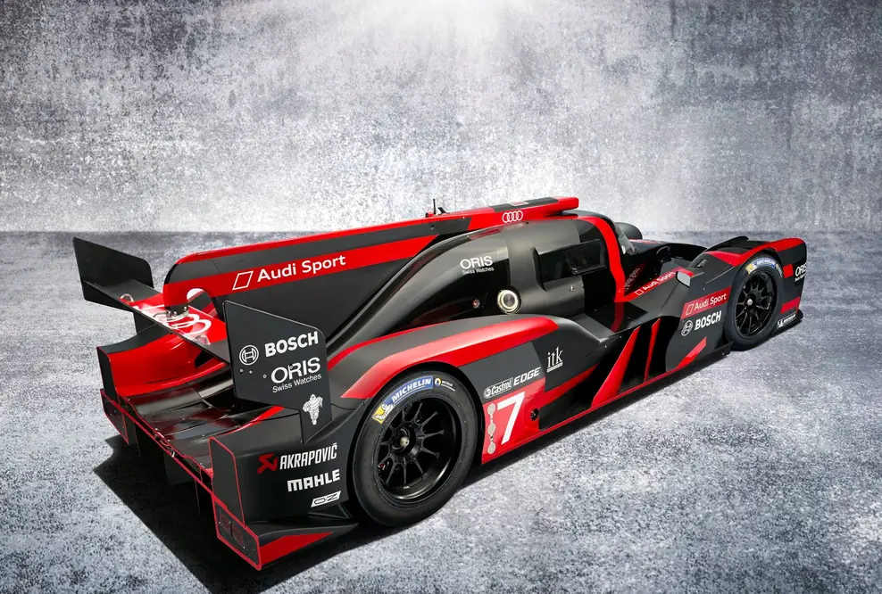 Leistungsstärker und effizienter als je zuvor: Audi R18 feiert Weltpremiere in München