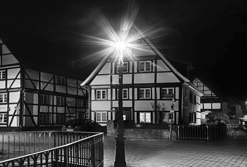 Leuchtende Brücken zwischen Gestern und Heute