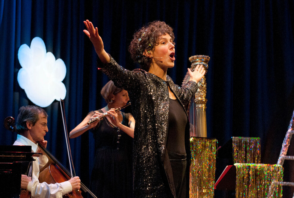 mini.musik e.V. verbreitet mit dem Kinderkonzert „Ein Engel fällt aus allen Wolken“ Weihnachtsstimmung