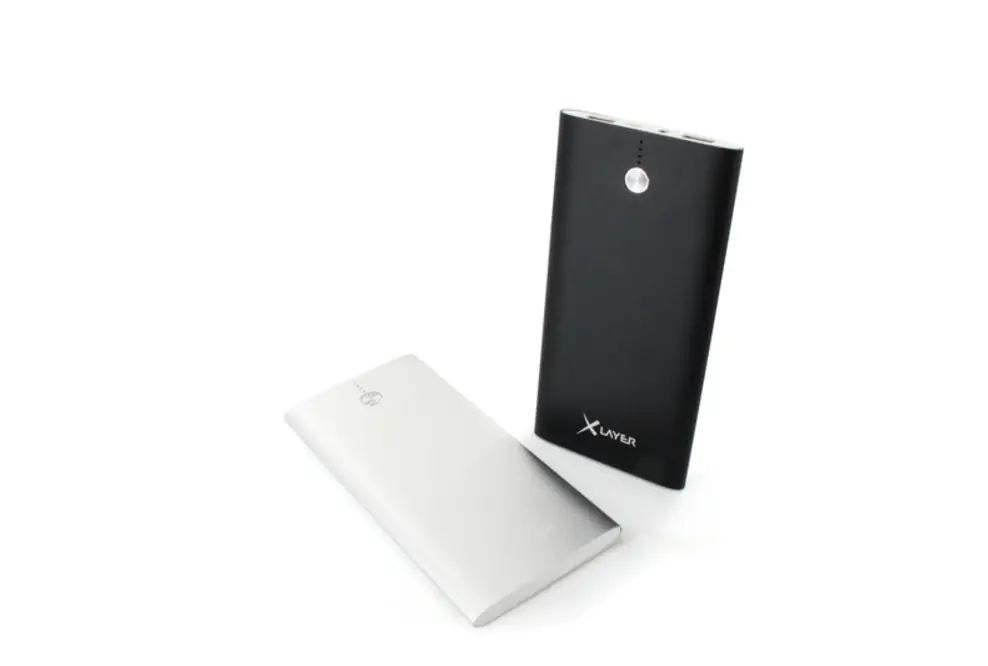 Mobiler Energieversorger im coolen Outfit: Die neue Powerbank Streamline von XLayer