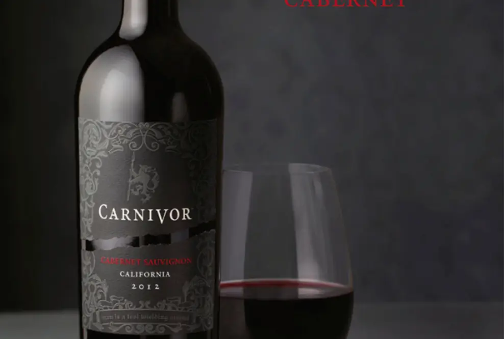 Wenn Jäger und Sammler zu Weintrinkern werden: Carnivor bietet stilvollen Genuss für Fleischliebhaber