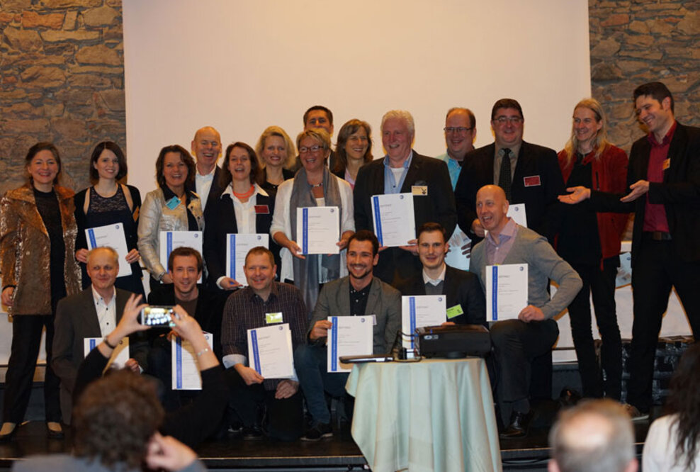 brainLight baut BGM-Kompetenz aus