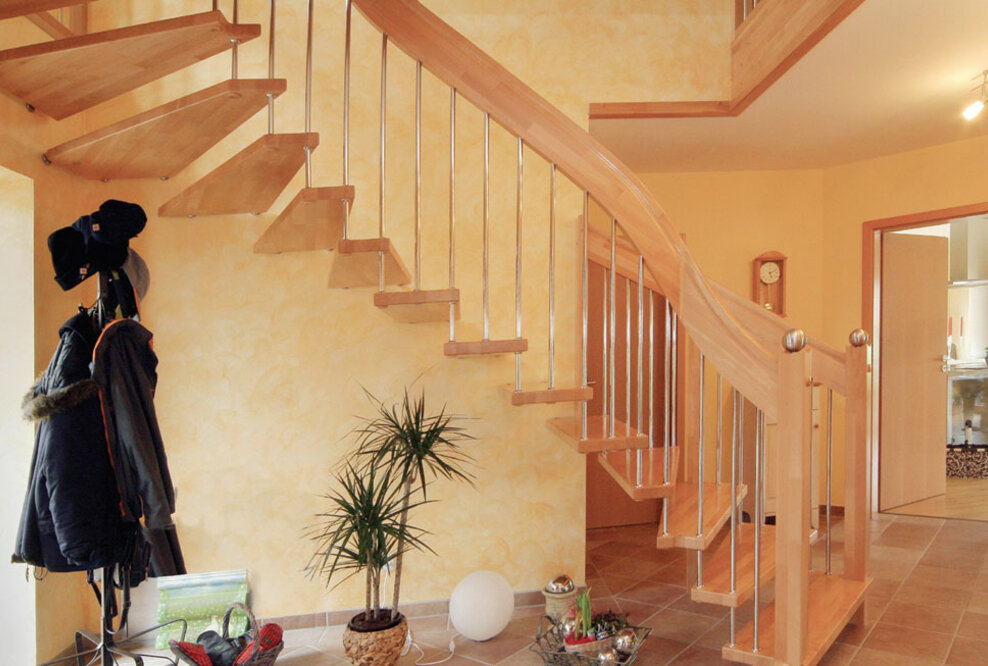 STREGER fokussiert Treppensicherheit