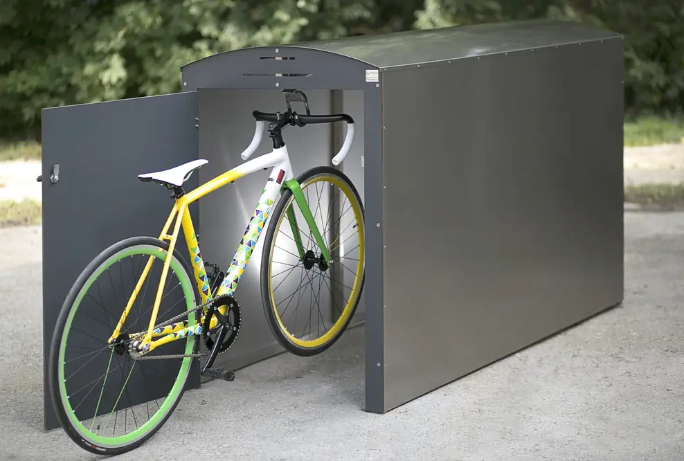 Fahrradbox aus Edelstahl - Fahrradgarage aus Holz