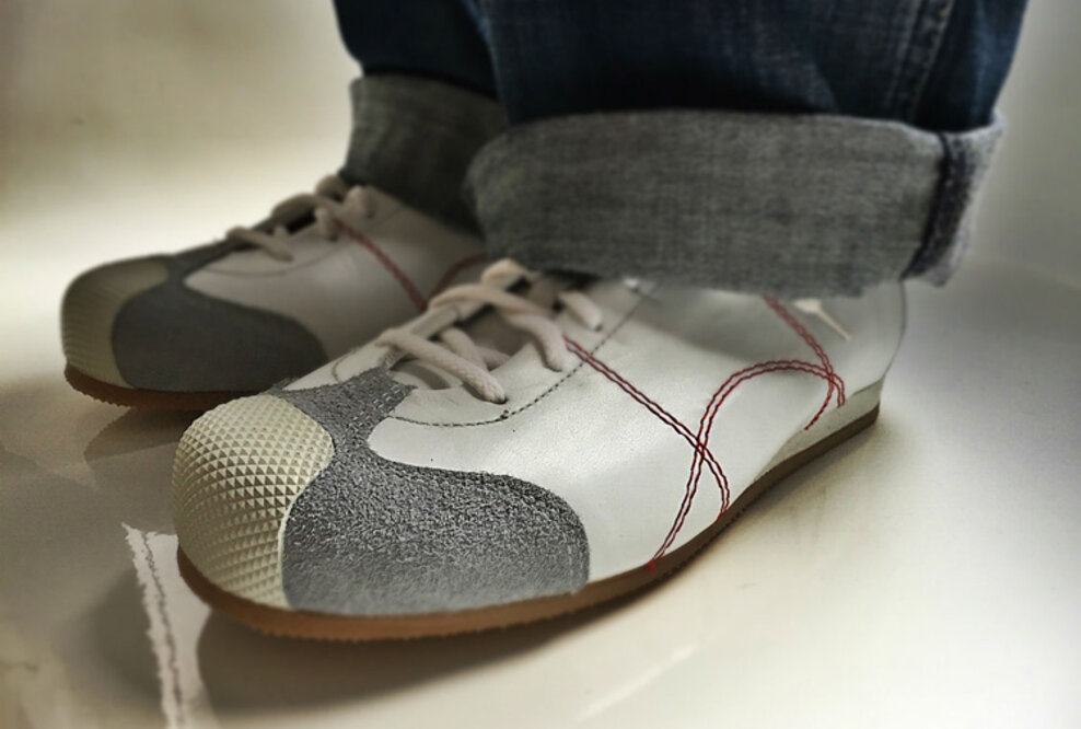Gerade erst neu geboren und doch schon mit knapp 170jähriger Tradition: Die Sneadoxx Sneaker