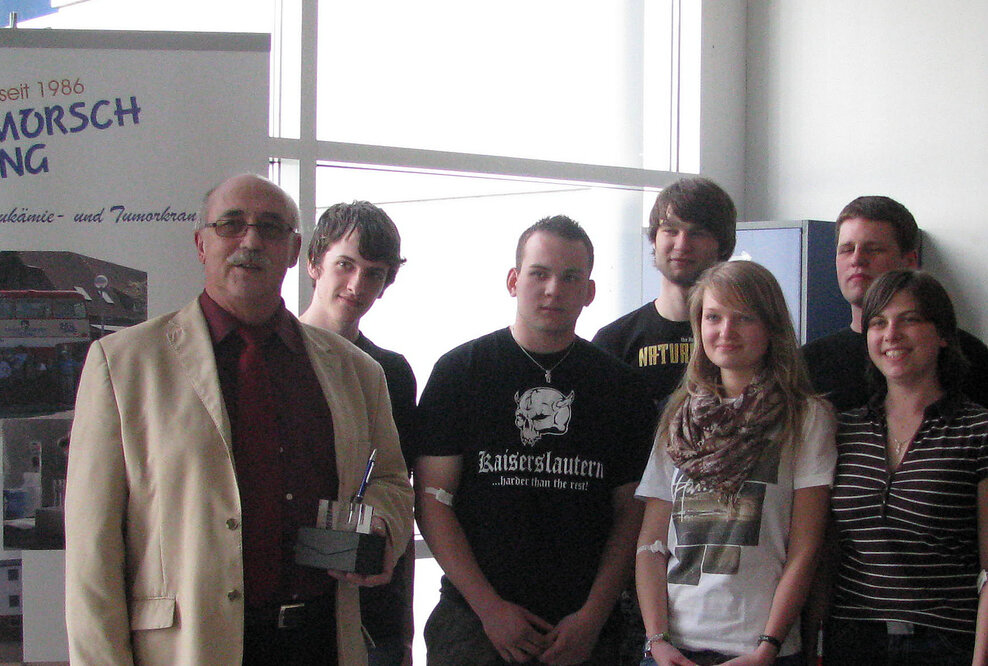 Schulprojekt leistet nachhaltige Hilfe für Leukämie- und Tumorkranke