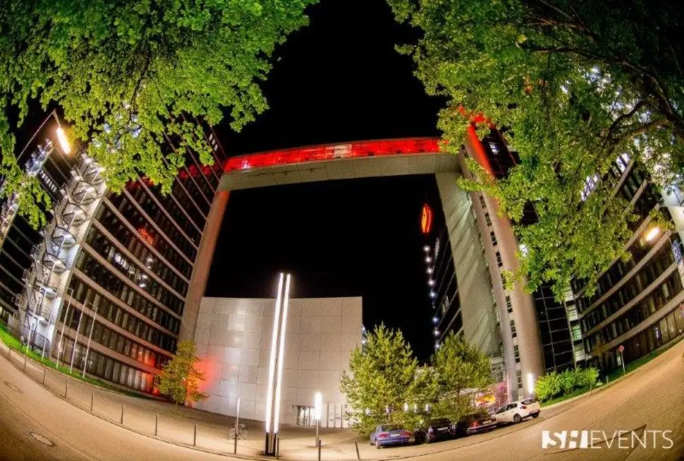 SKYEVENT – Ihr PanoramaEvent über den Dächern Münchens